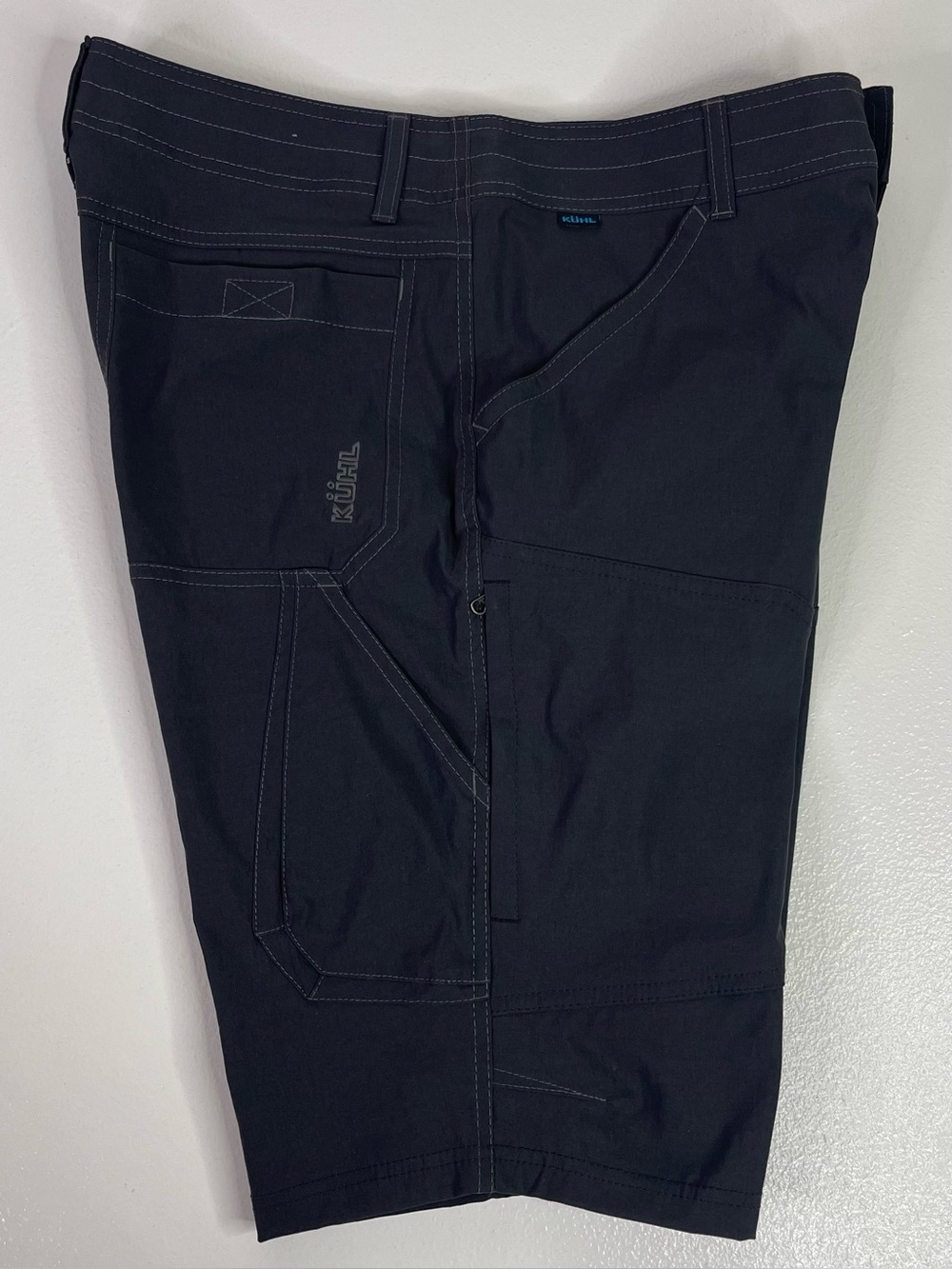 KUHL Renegade Cargo Shorts Charcoal Gray Lightweight Stretch Hiking Mens 32